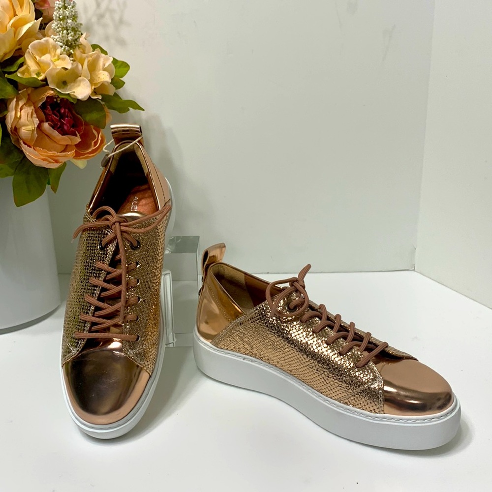 Rose gold sneakers low top EU37 or US7